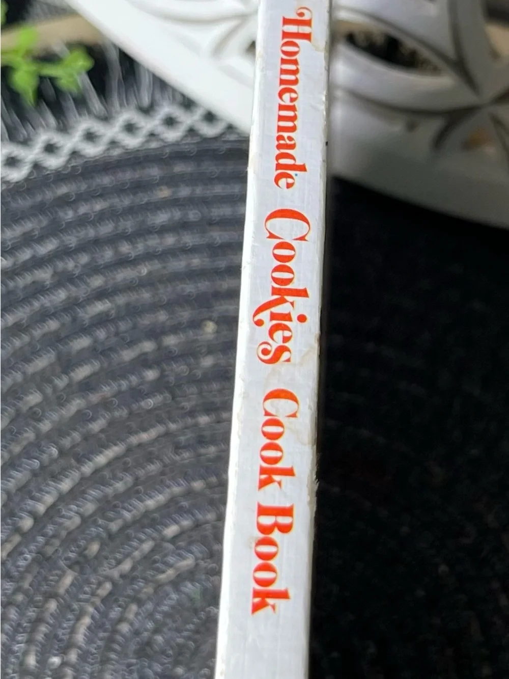 Better Homes and Gardens Homemade Cookies Cook Book - White & Red Cover